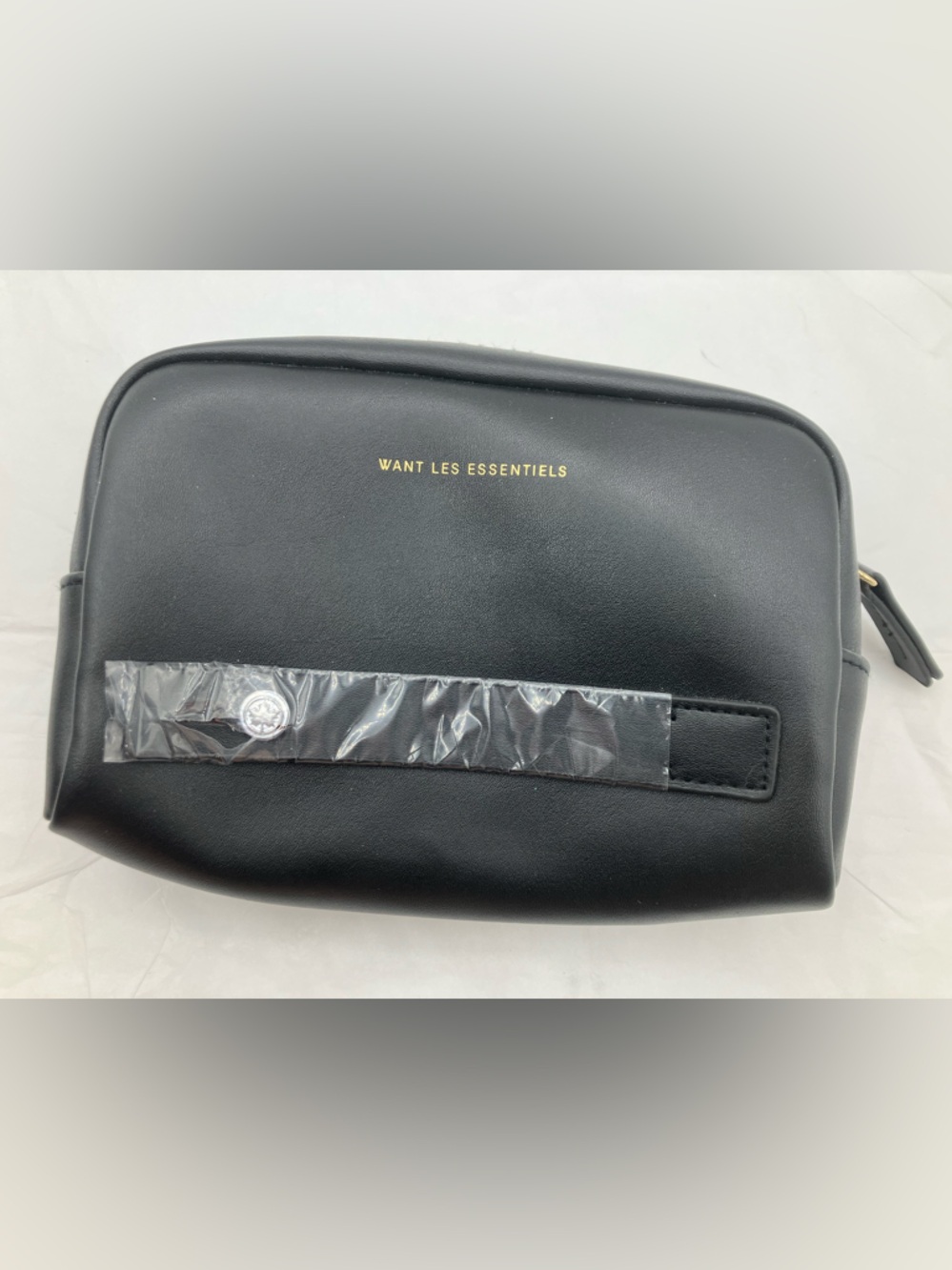🖤NWT WANT Les Essentiels Black Leather Travel Dopp Kit with Gold Logo